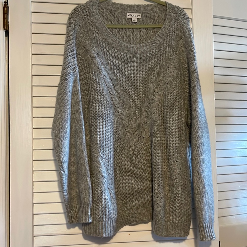 Ava & Vic Grey Tunic Sweater